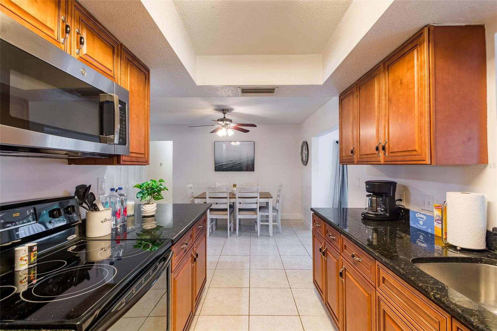 95 Briggs, Sarasota, FL 34237