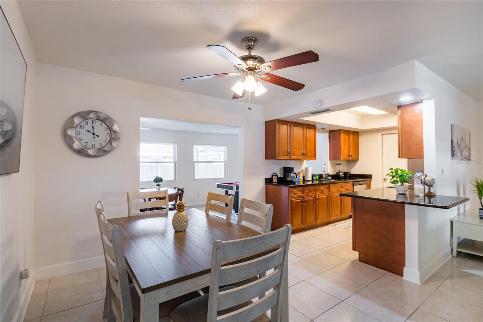 95 Briggs, Sarasota, FL 34237