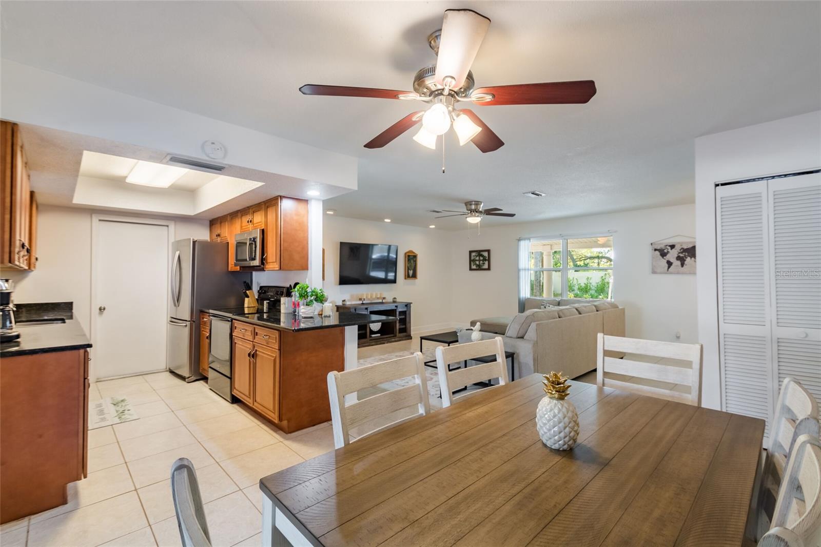 95 Briggs, Sarasota, FL 34237