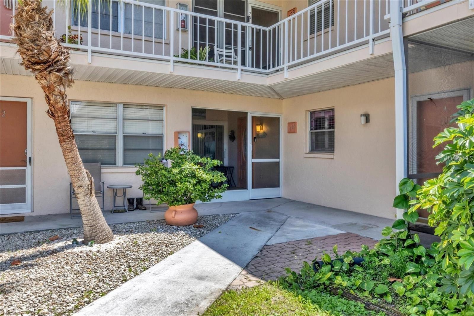 460 Base Unit 113, Venice, FL 34285