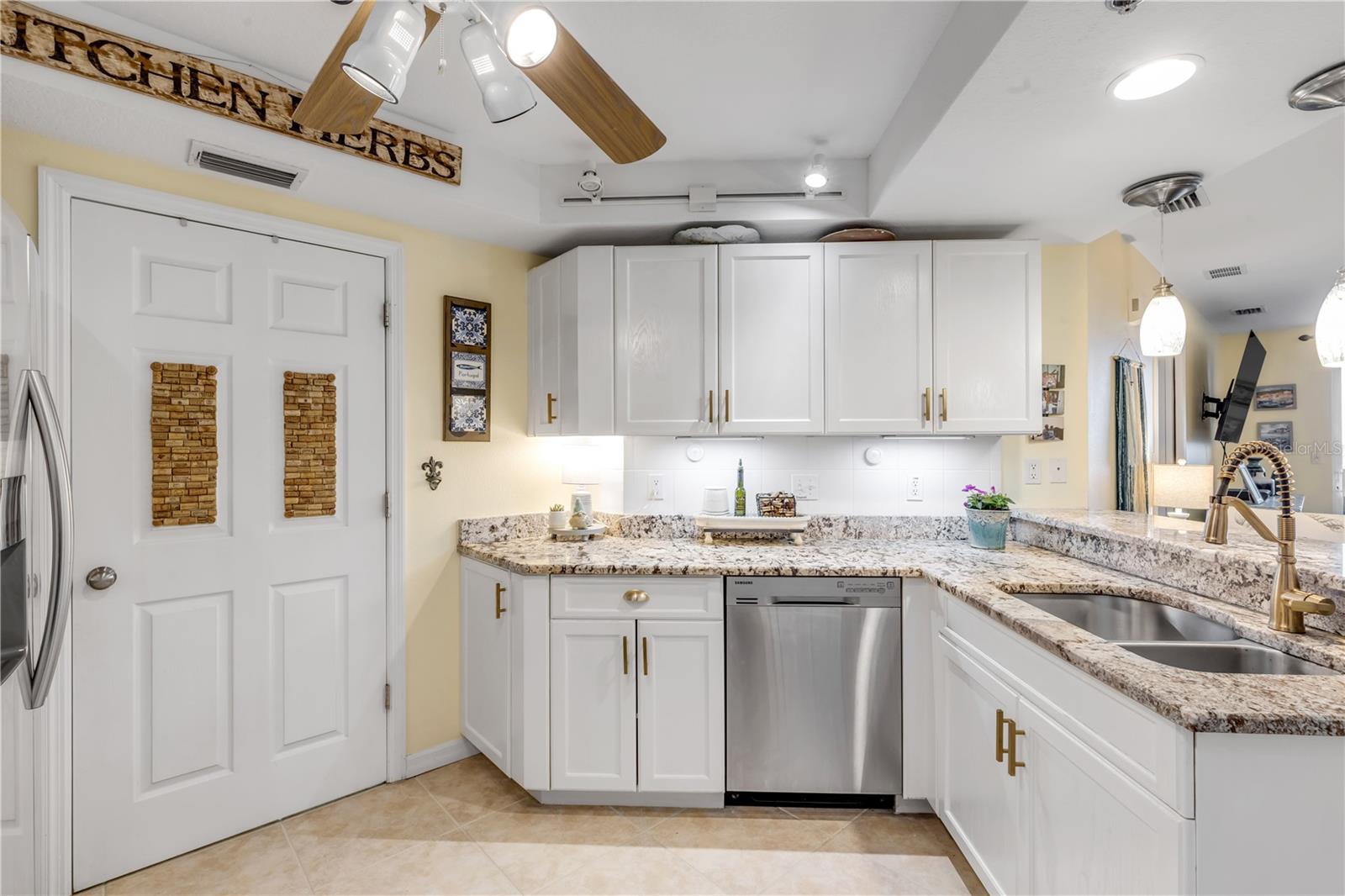 5300 Atlantic Unit 16-502, New Smyrna Beach, FL 32169