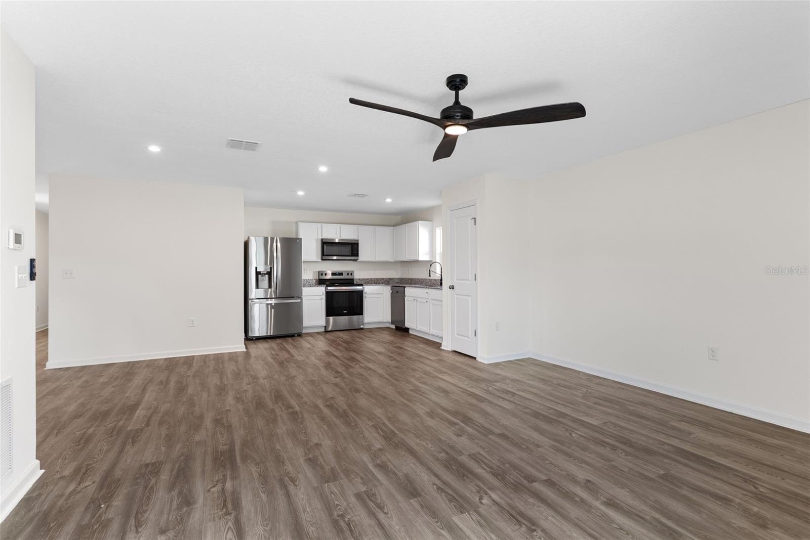 2059 Kentucky, Sumterville, FL 33585