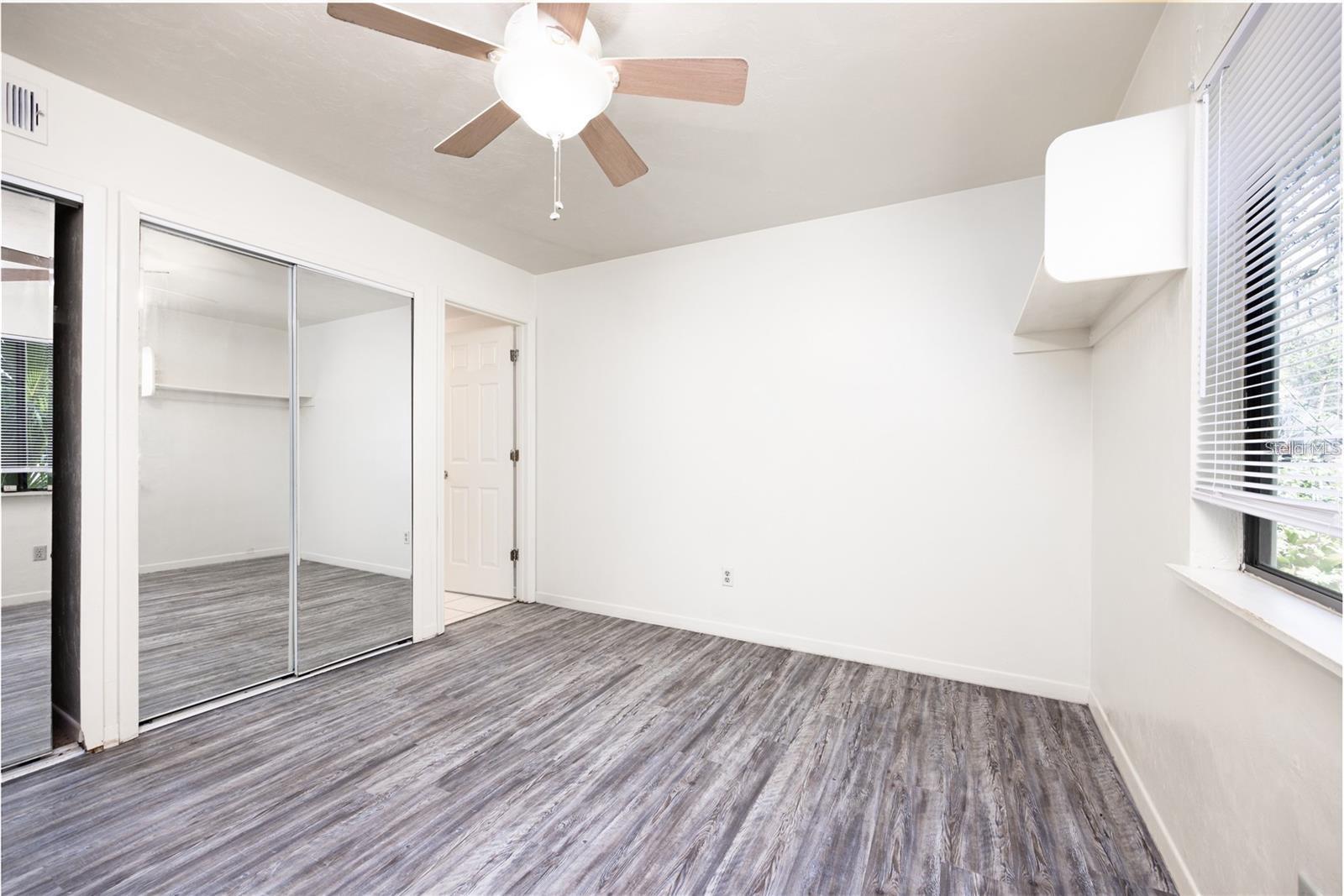 127 16th Unit S-105, Gainesville, FL 32601