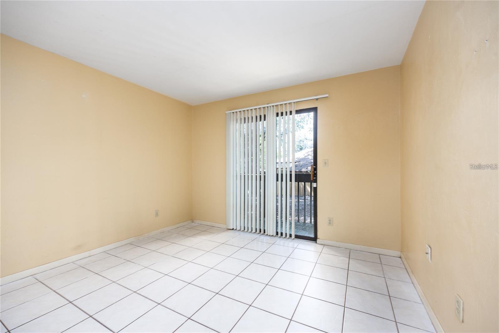 127 16th Unit S-105, Gainesville, FL 32601
