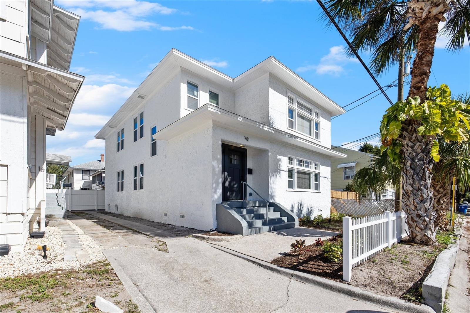 781 31st, St Petersburg, FL 33704