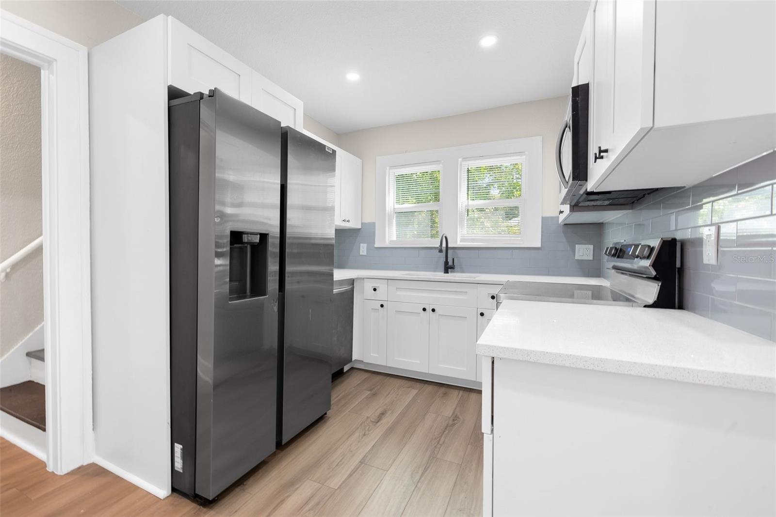 781 31st, St Petersburg, FL 33704