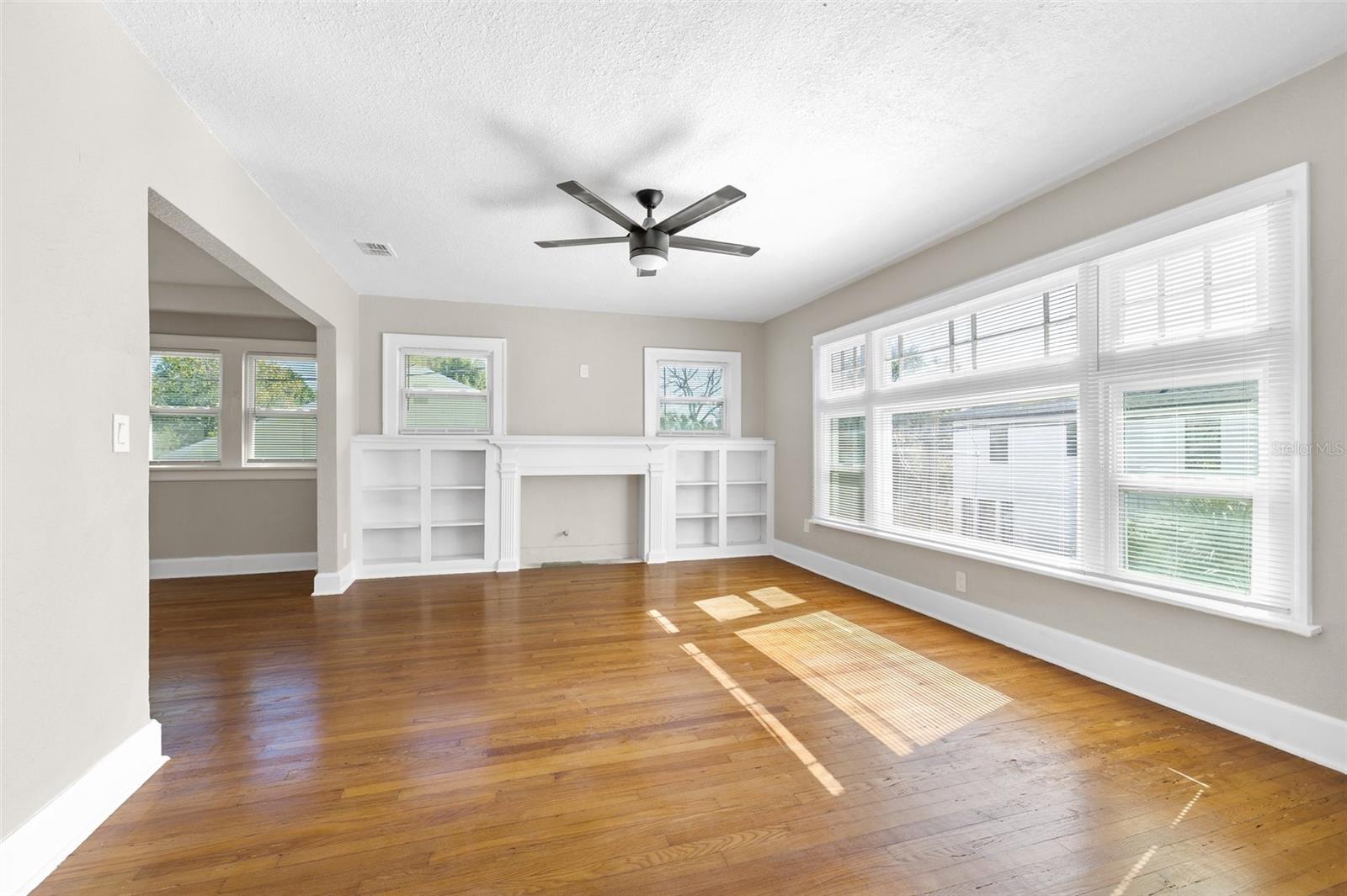 781 31st, St Petersburg, FL 33704