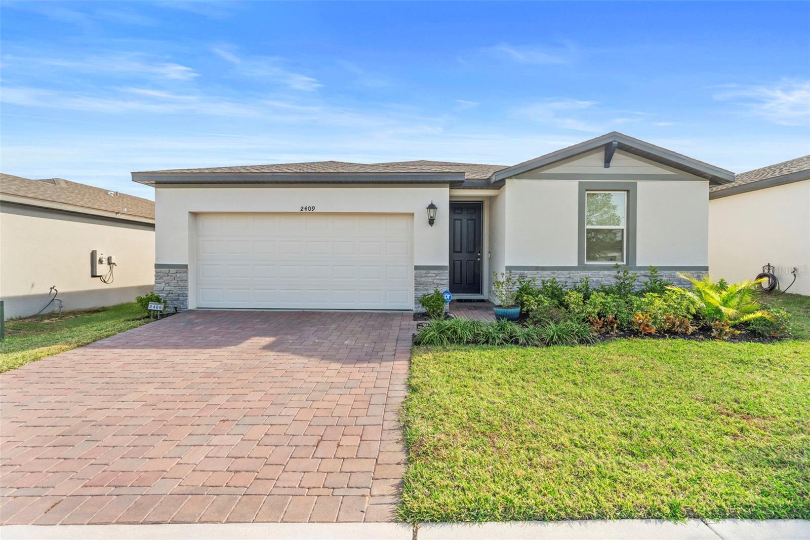 2409 White Tail, Davenport, FL 33837