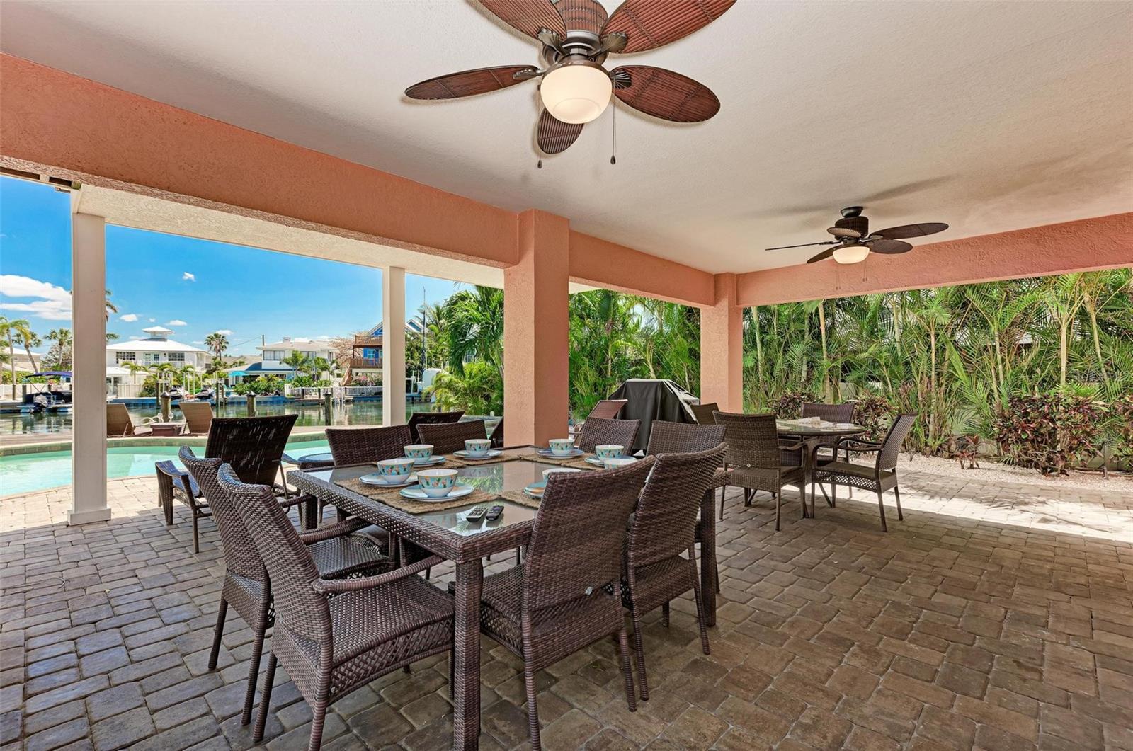 203 Harbor, Holmes Beach, FL 34217