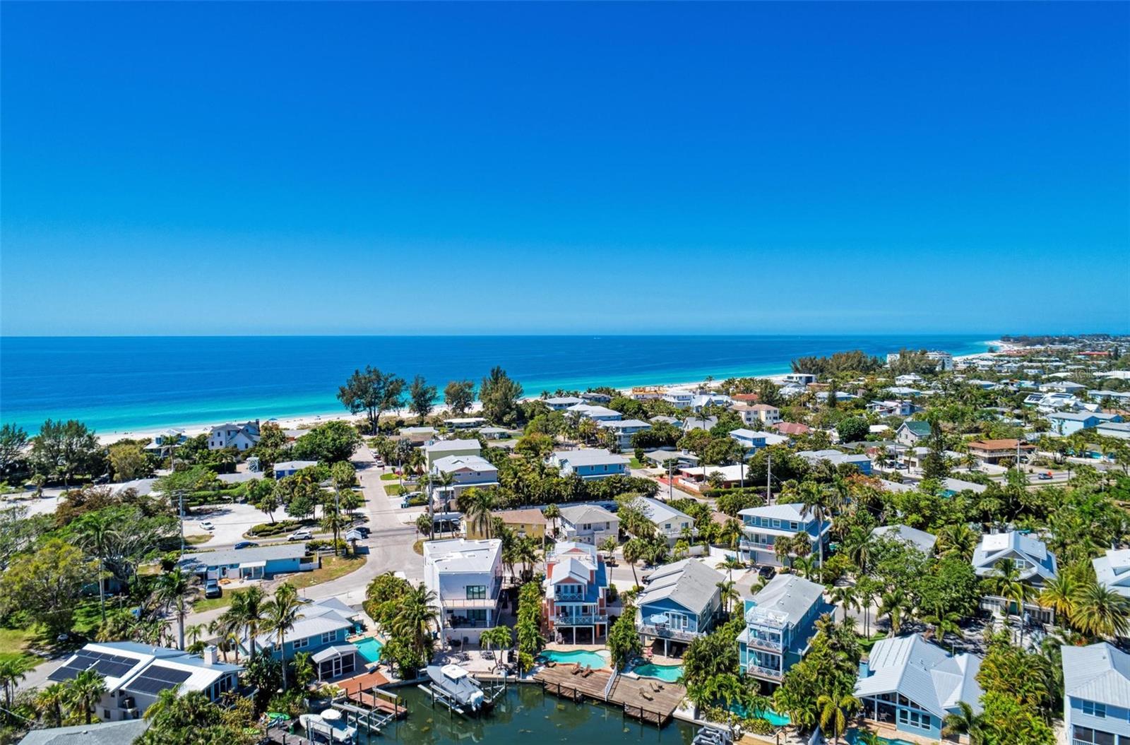 203 Harbor, Holmes Beach, FL 34217