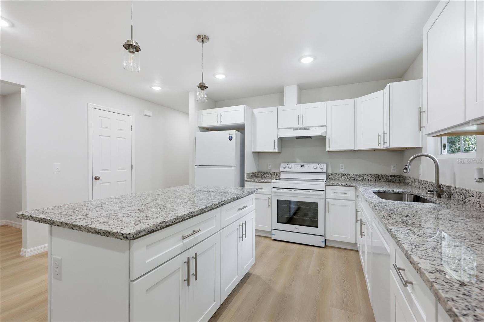 2014 3rd, Gainesville, FL 32641