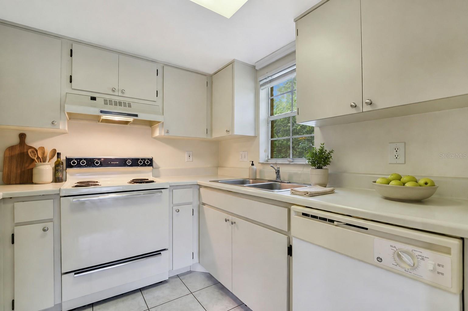 2690 Coral Landings Unit 438, Palm Harbor, FL 34684