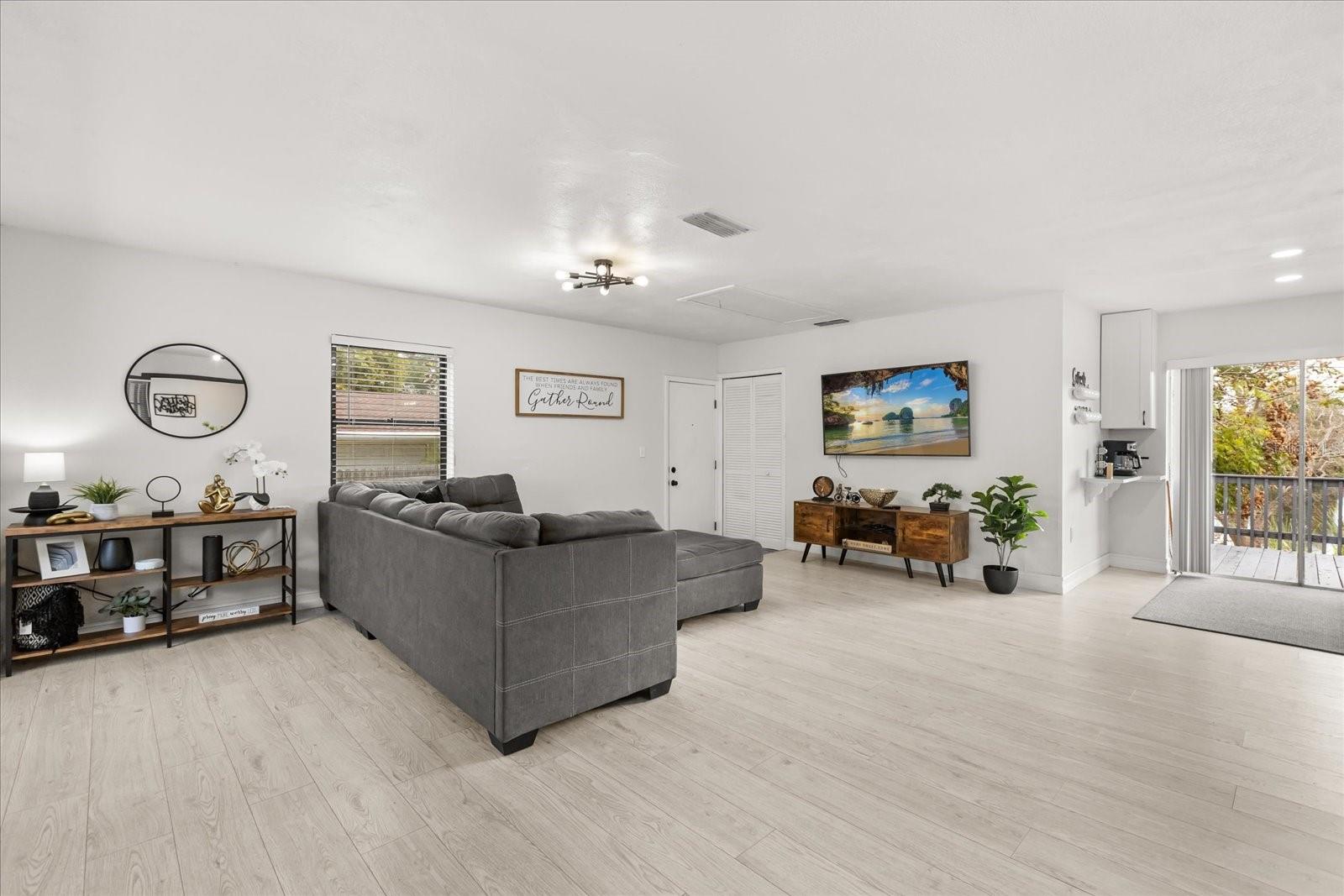 5127 Glasgow, Orlando, FL 32819