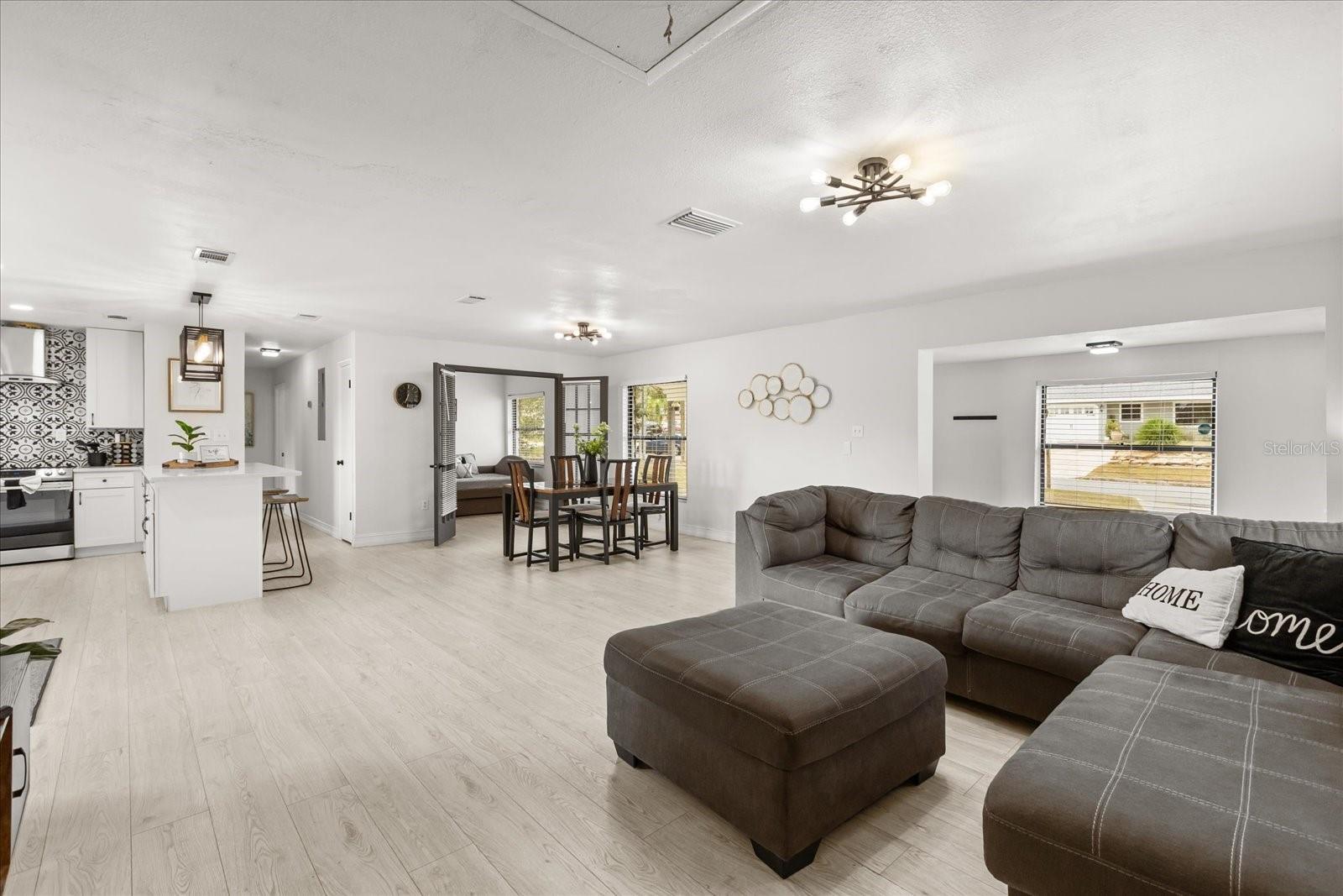 5127 Glasgow, Orlando, FL 32819
