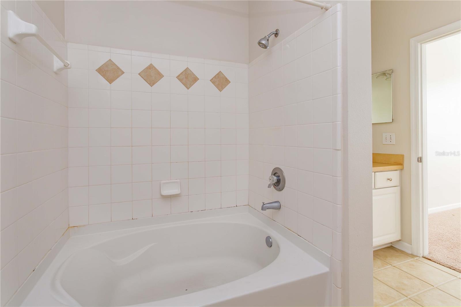 12849 Madison Point Unit 201, Orlando, FL 32821