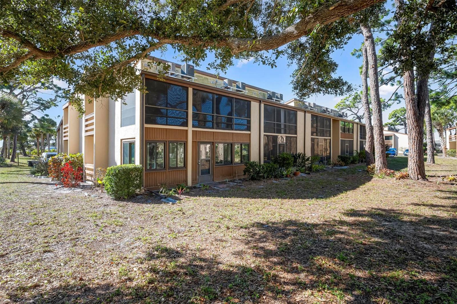 25 Quails Run Unit 6, Englewood, FL 34223