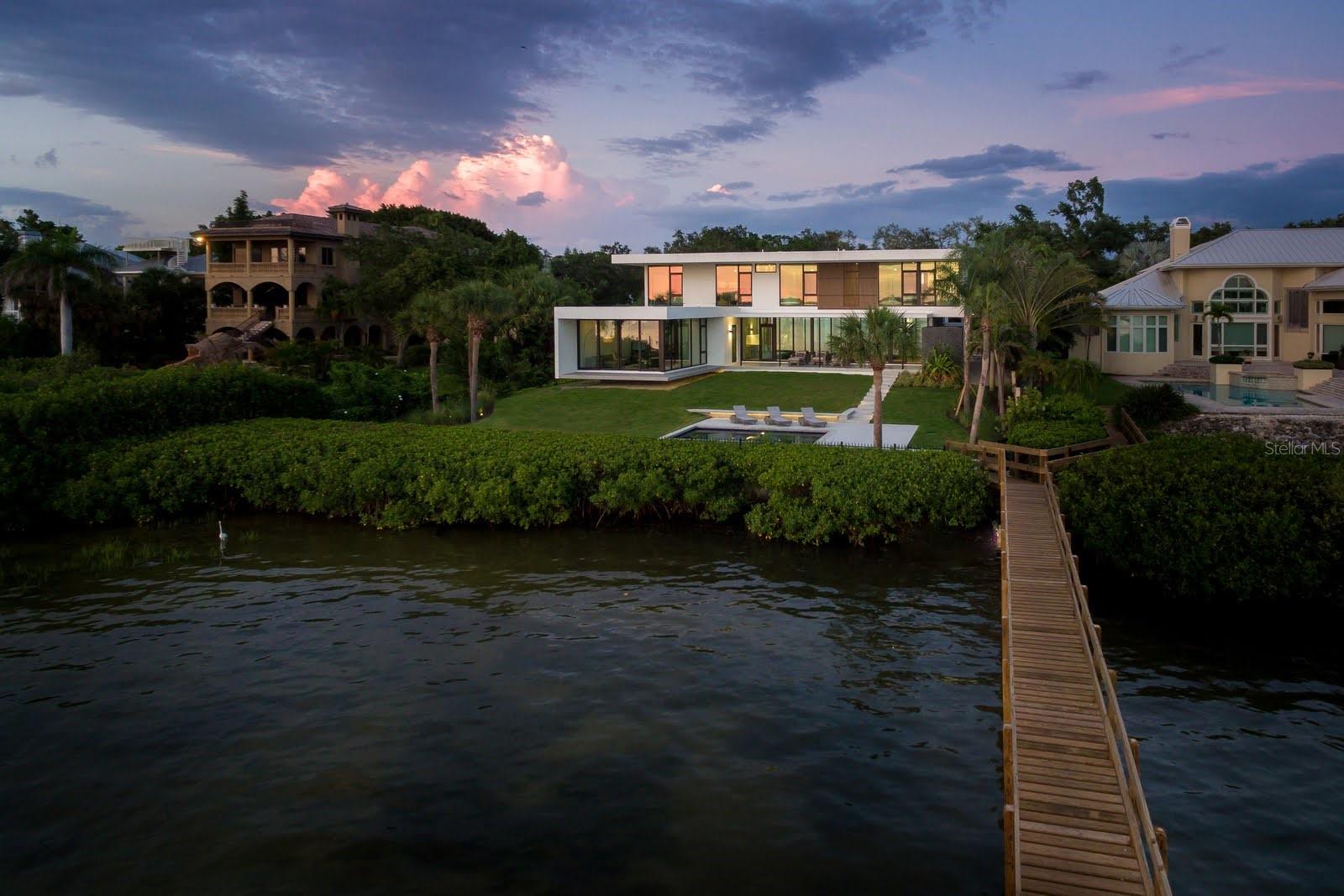 1500 Bayview, Sarasota, FL 34239