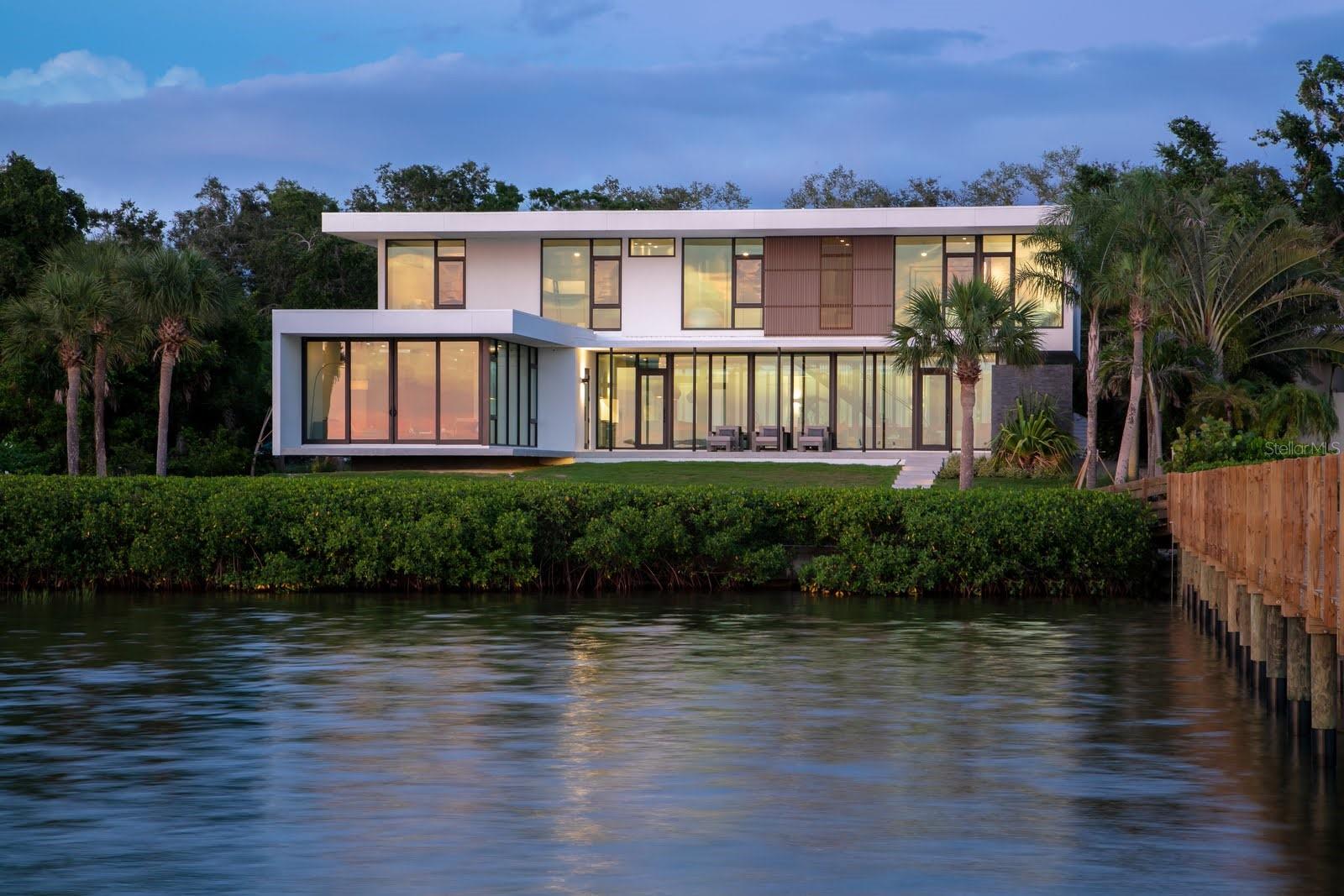 1500 Bayview, Sarasota, FL 34239