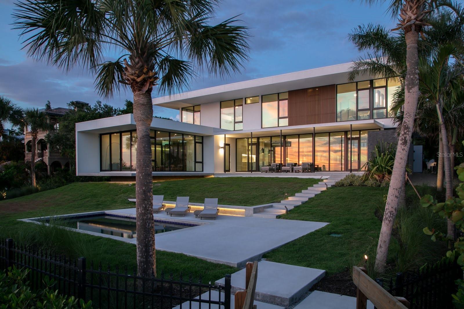 1500 Bayview, Sarasota, FL 34239