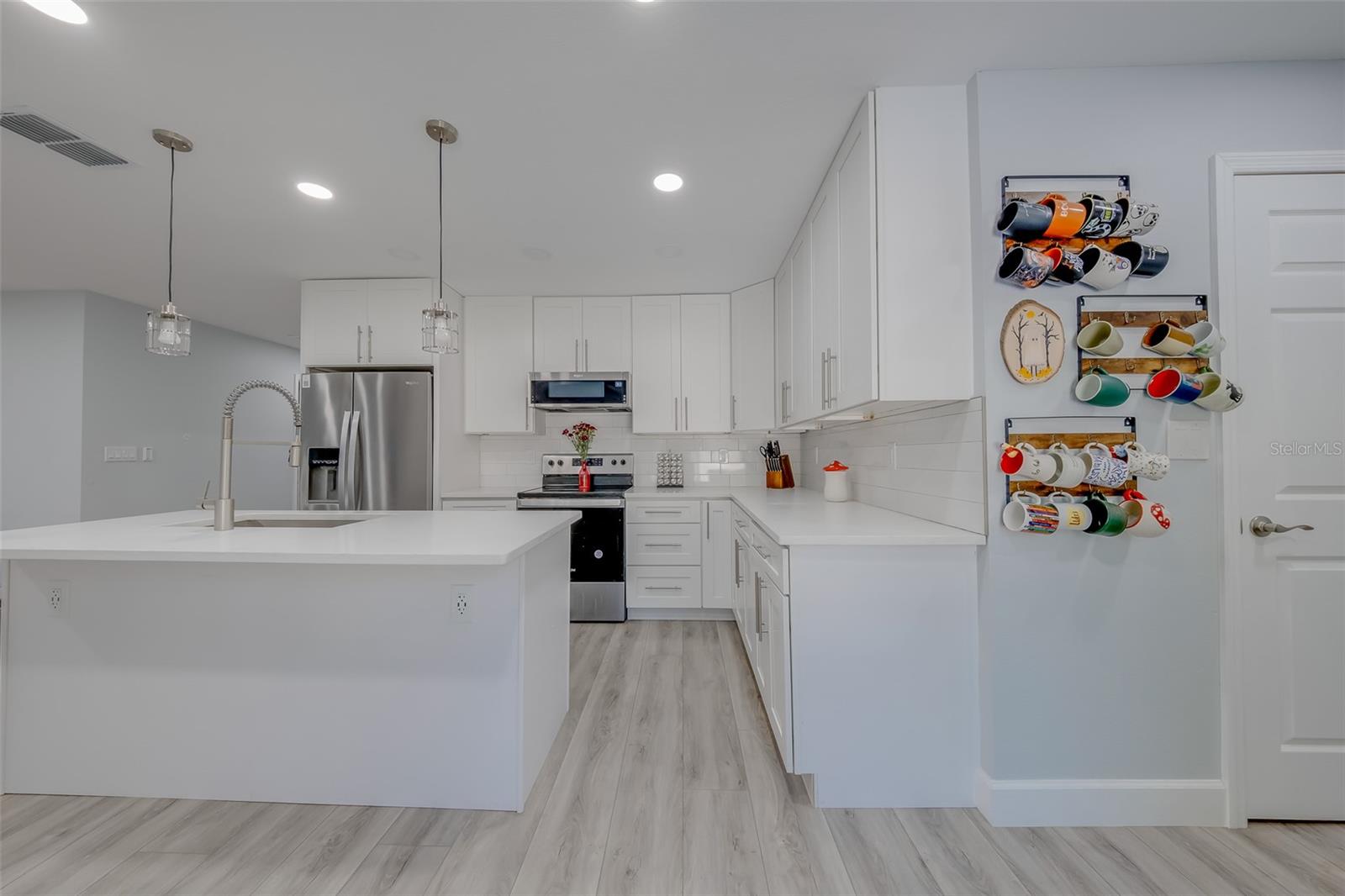 1814 Sylvan, Clearwater, FL 33755