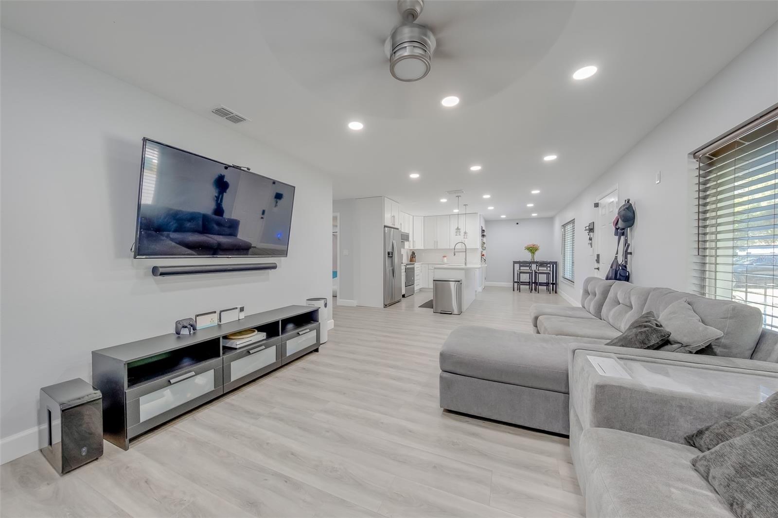 1814 Sylvan, Clearwater, FL 33755