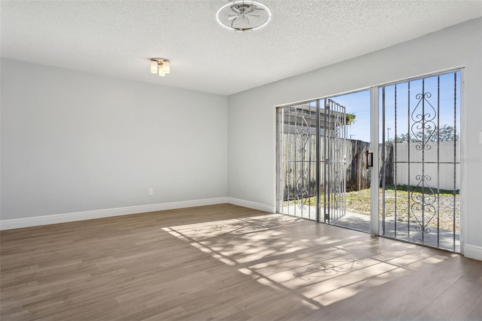 5110 Tennis Court Unit 86, Tampa, FL 33617