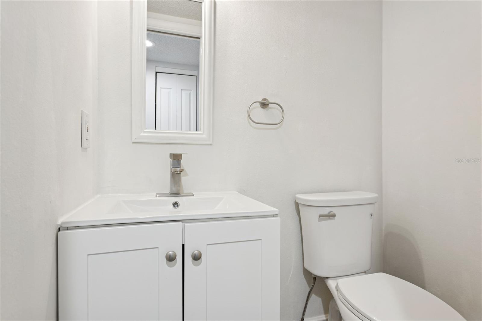 5110 Tennis Court Unit 86, Tampa, FL 33617