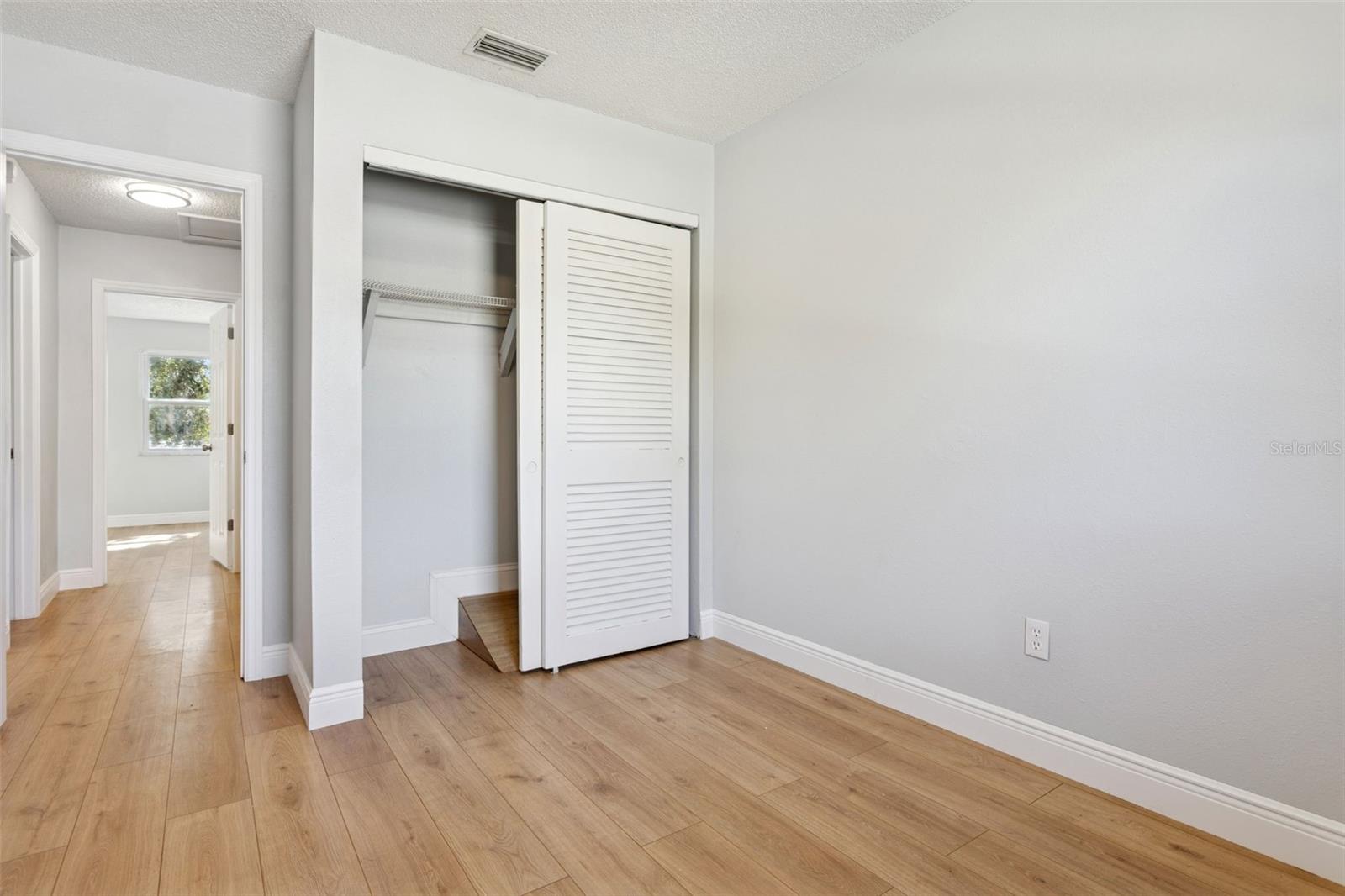 5110 Tennis Court Unit 86, Tampa, FL 33617