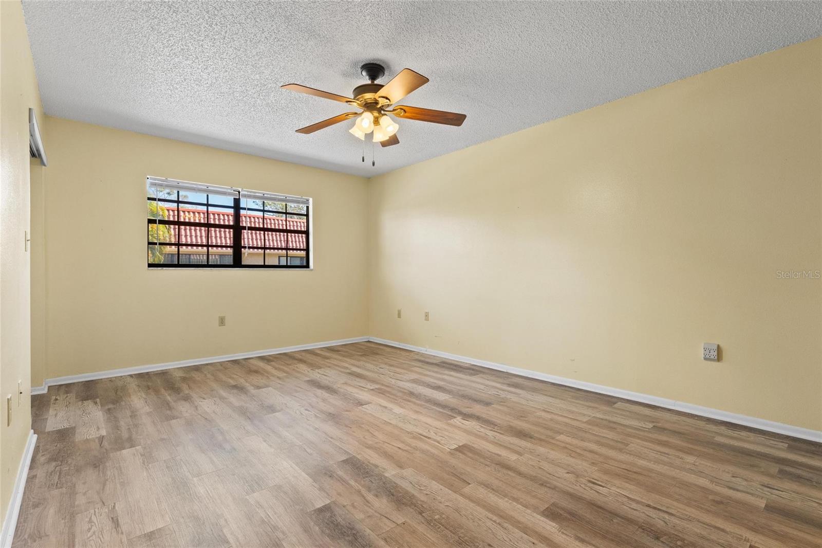 19029 Us Highway 19 Unit 24c, Clearwater, FL 33764