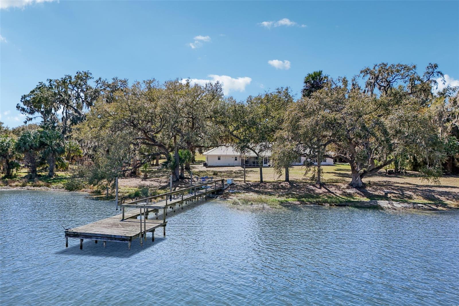 37048 County Road 452, Grand Island, FL 32735