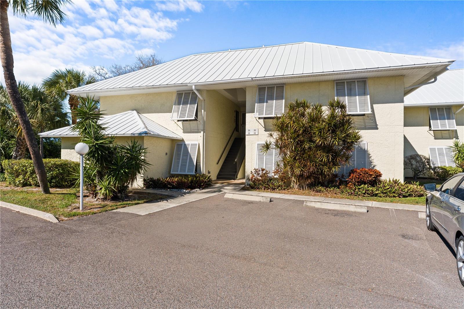 7310 Sunshine Skyway Unit 112, St Petersburg, FL 33711
