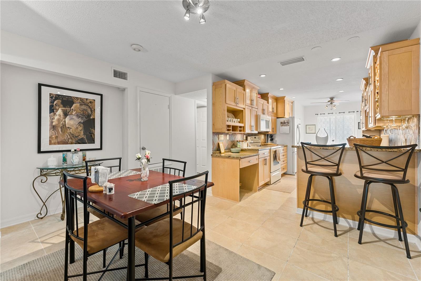 7310 Sunshine Skyway Unit 112, St Petersburg, FL 33711