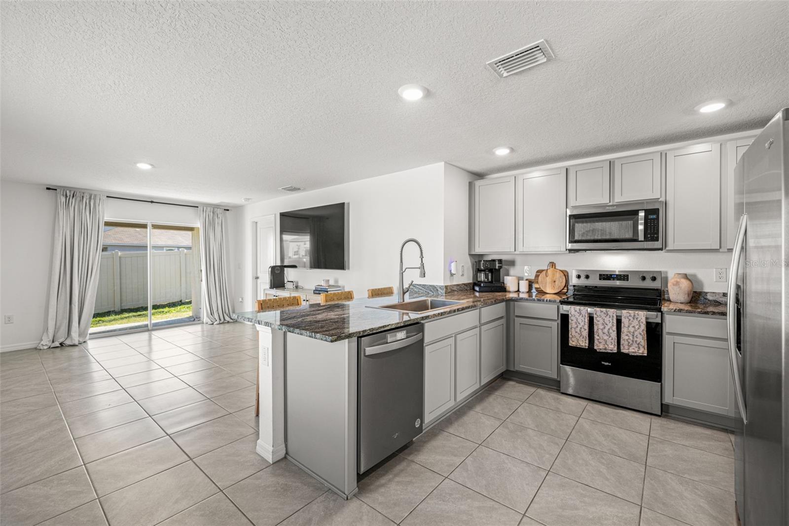 13581 Mount Ivy, Dade City, FL 33525
