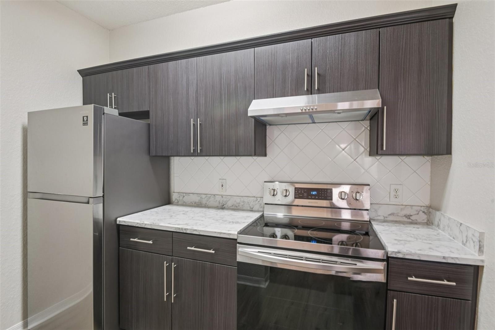 18001 Richmond Place Unit 1213, Tampa, FL 33647
