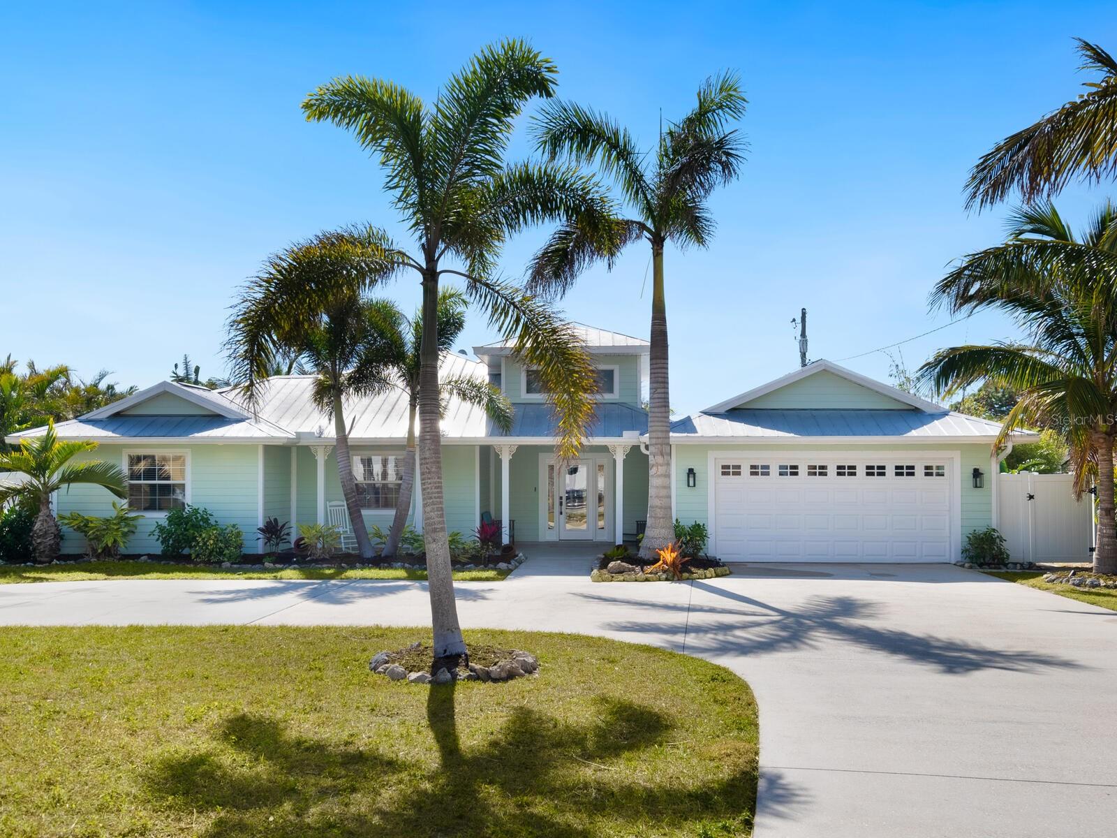 221 Lychee, Nokomis, FL 34275