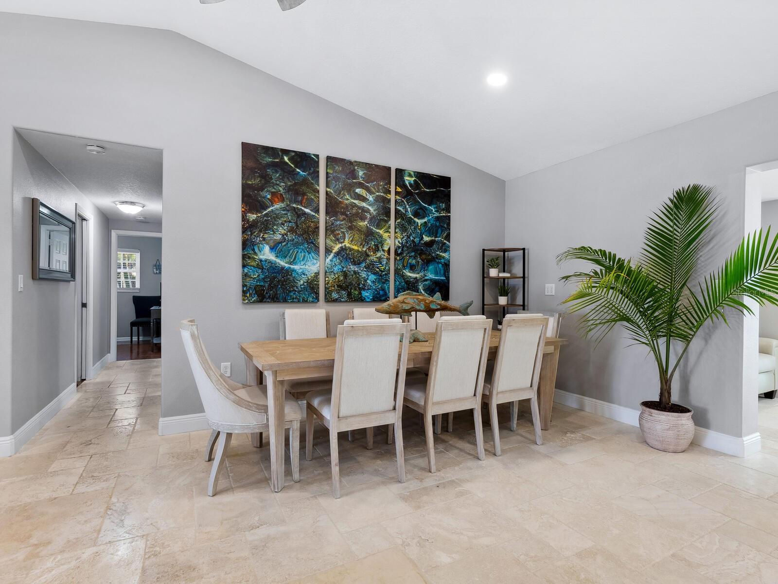 221 Lychee, Nokomis, FL 34275
