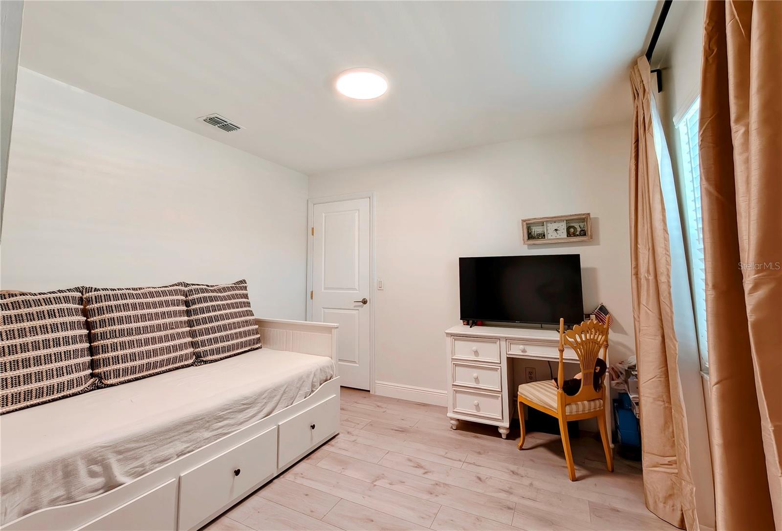 49 Marbrisa, Kissimmee, FL 34743