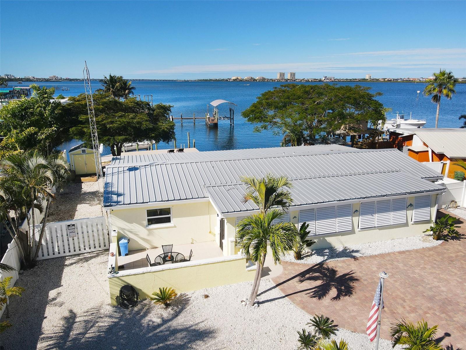 218 22nd, Bradenton, FL 34208