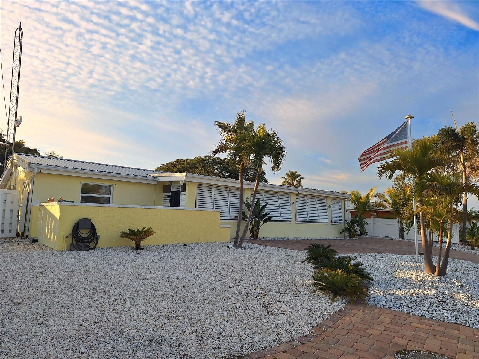 218 22nd, Bradenton, FL 34208