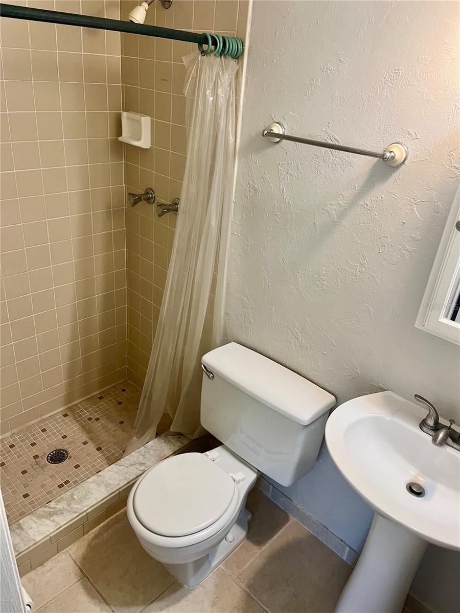 3430 21st Unit D-2, Gainesville, FL 32605