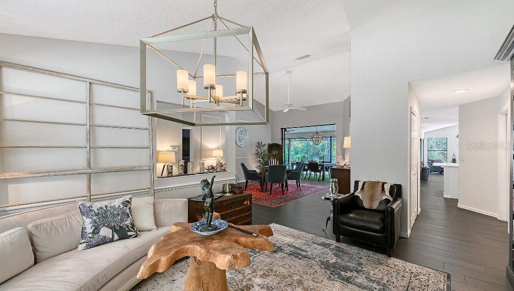 721 Forestview, Sarasota, FL 34232
