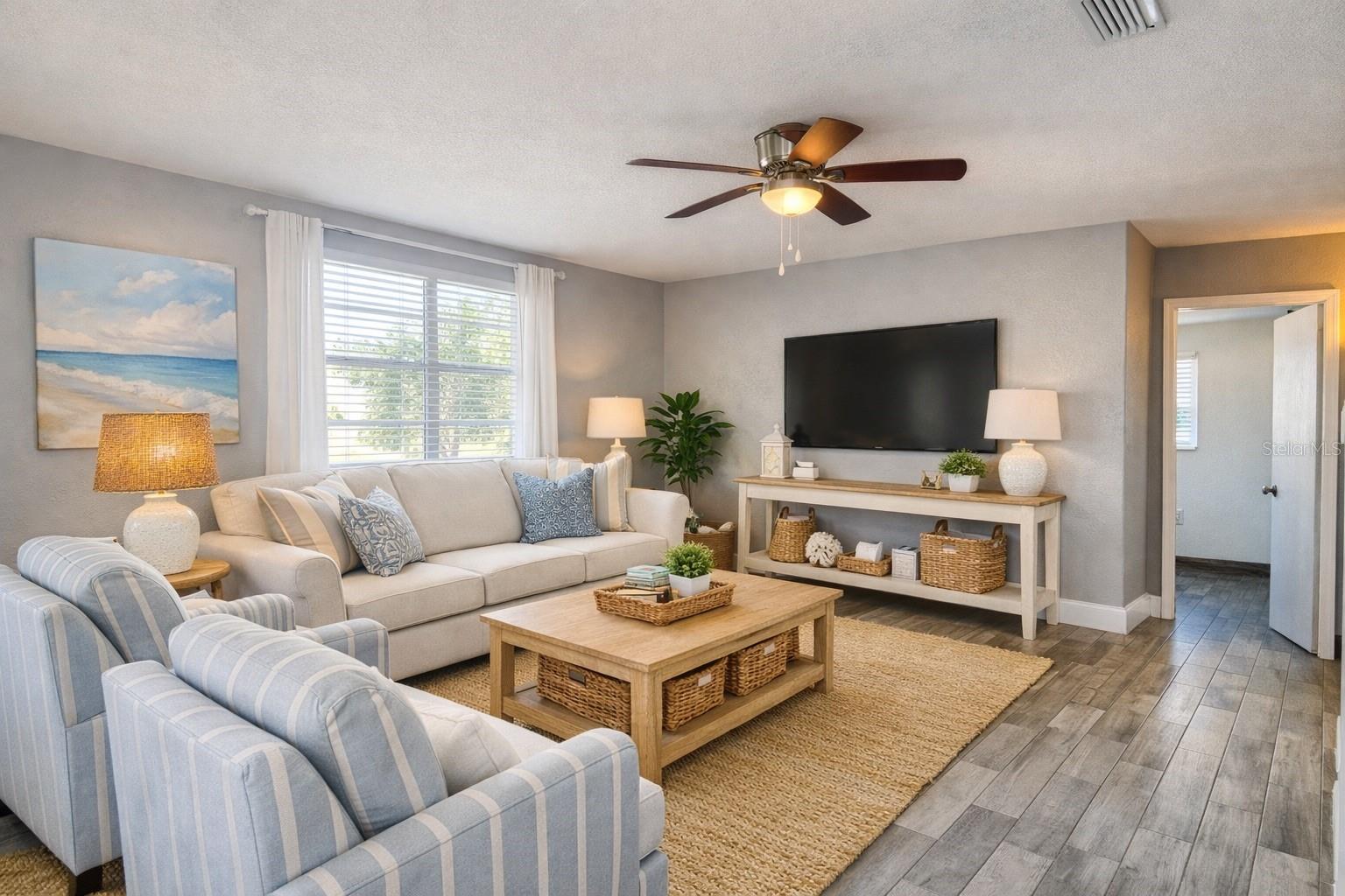 1806 James, South Daytona, FL 32119