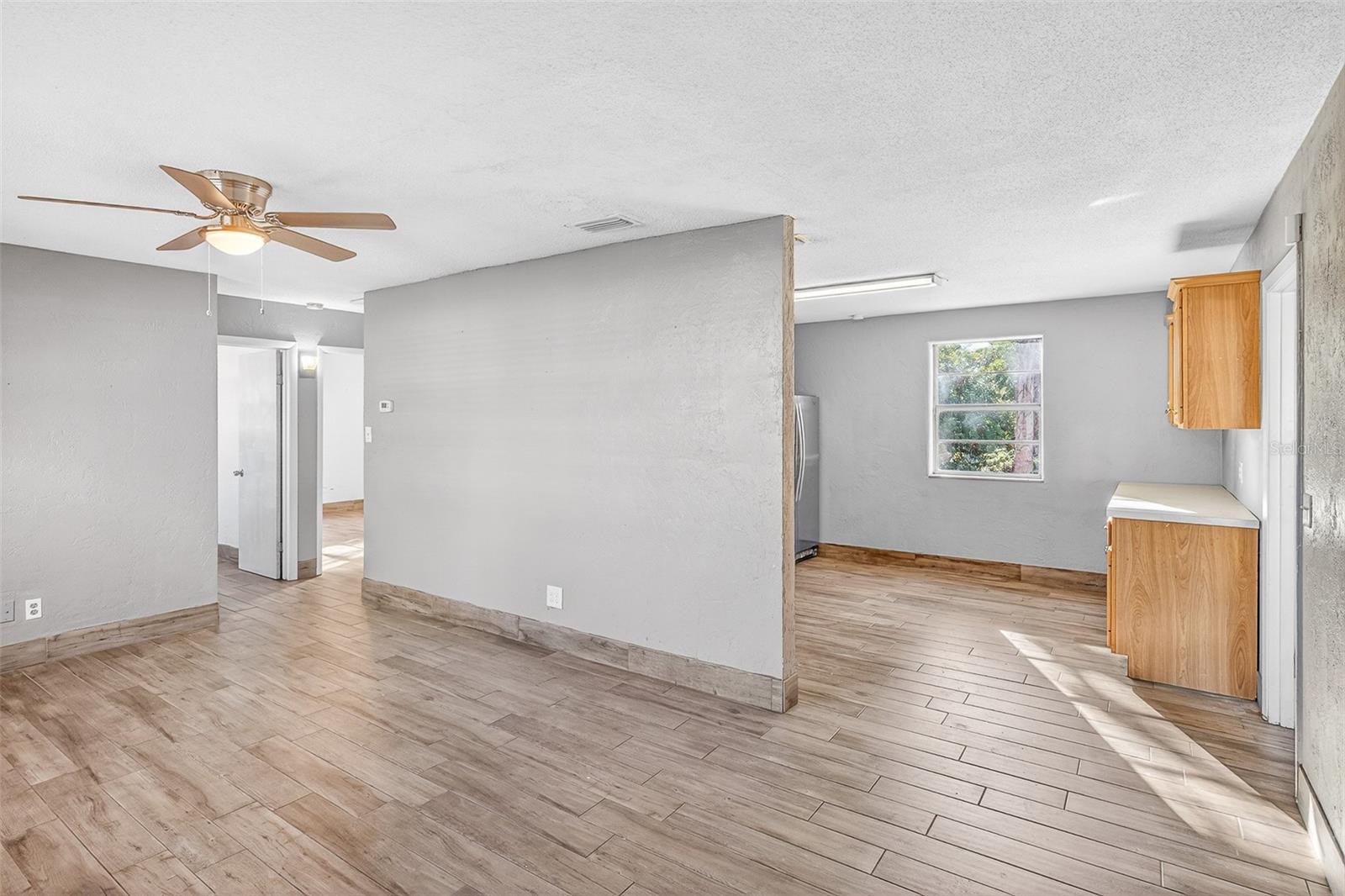 1806 James, South Daytona, FL 32119