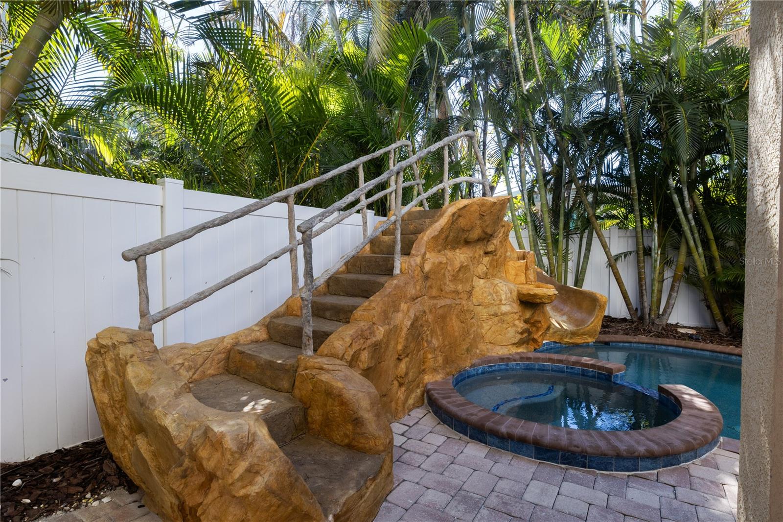 6908 Holmes, Holmes Beach, FL 34217