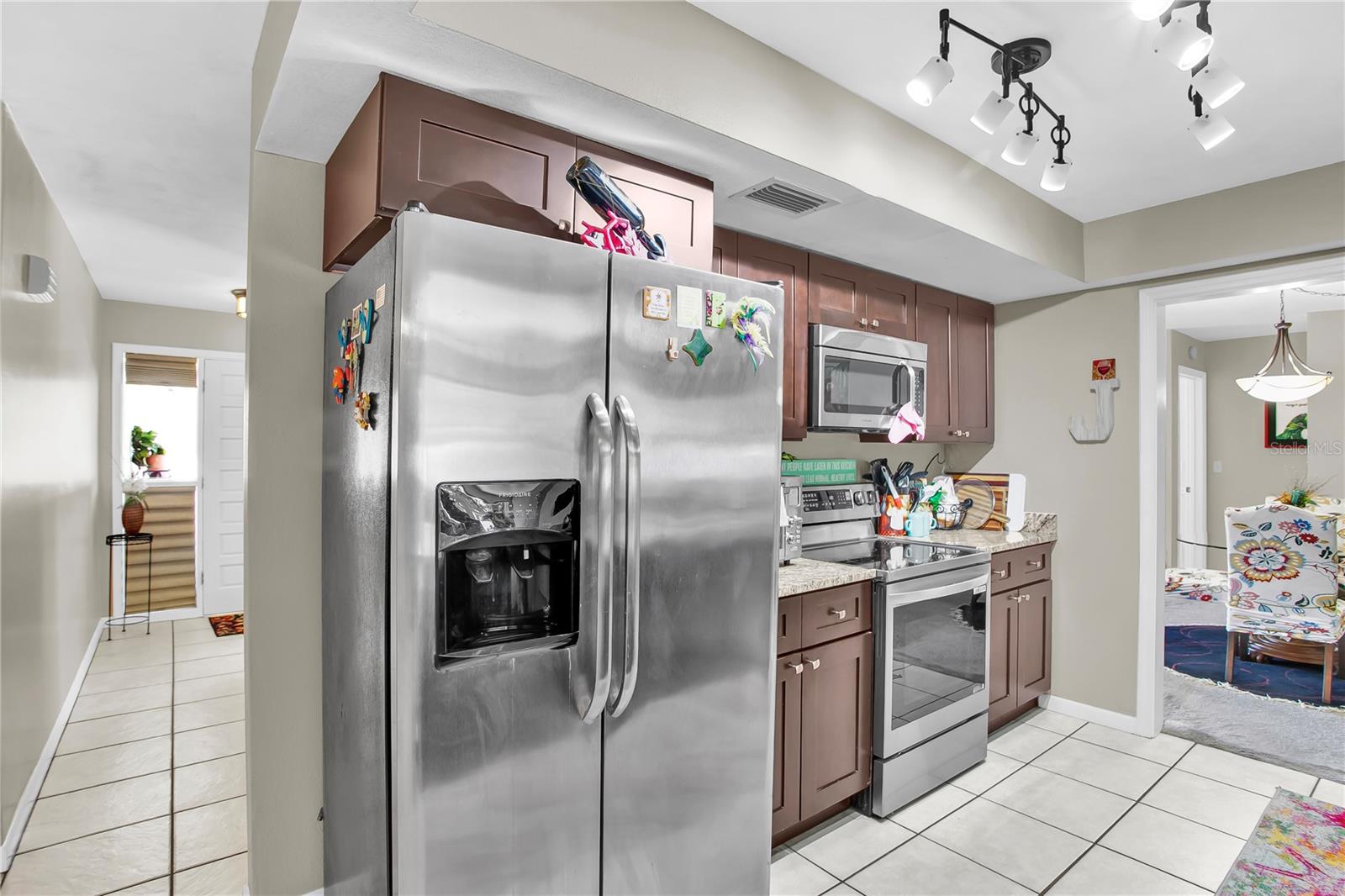 855 Fountainhead, Largo, FL 33770