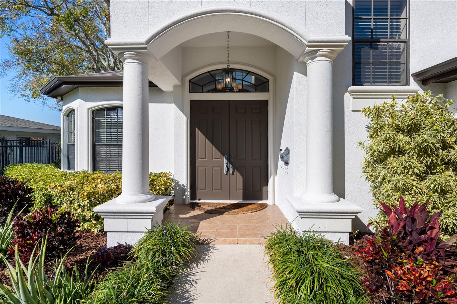 3598 10th, St Petersburg, FL 33704