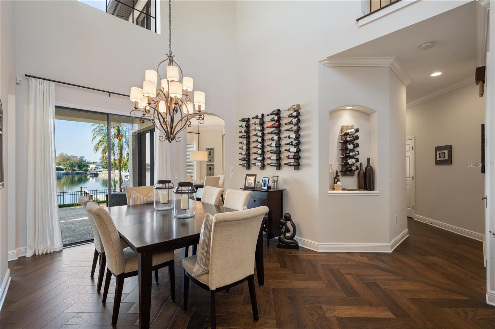 3598 10th, St Petersburg, FL 33704
