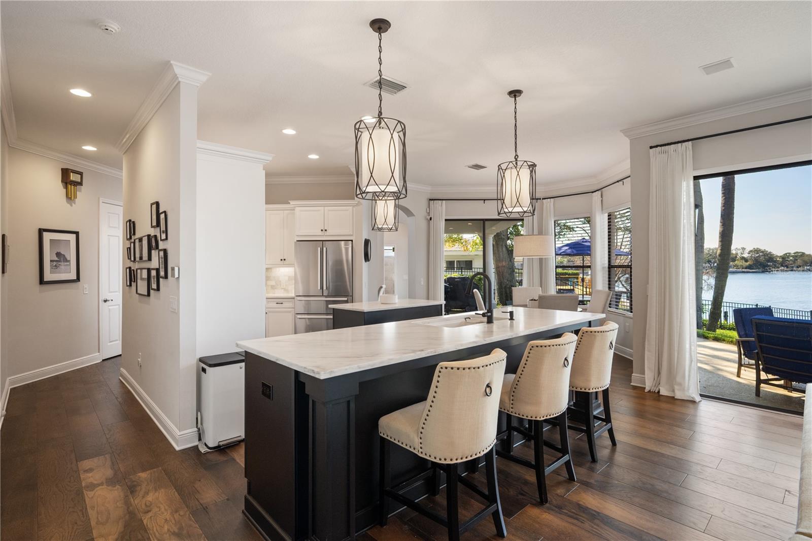 3598 10th, St Petersburg, FL 33704