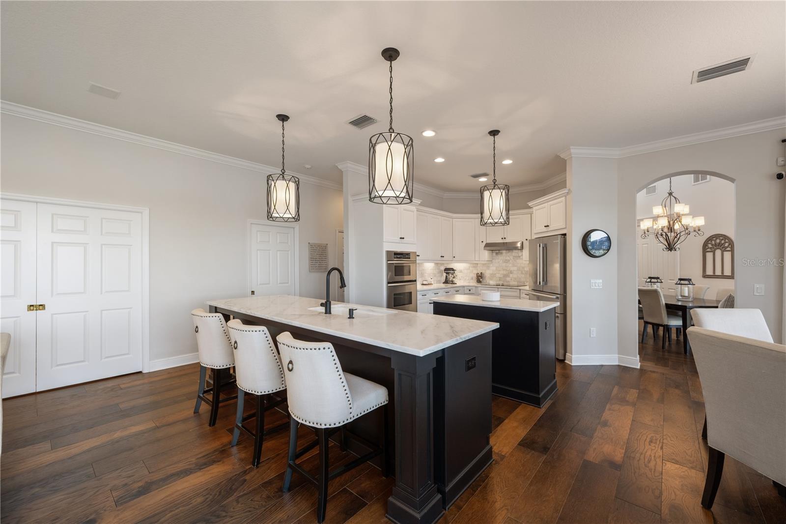 3598 10th, St Petersburg, FL 33704