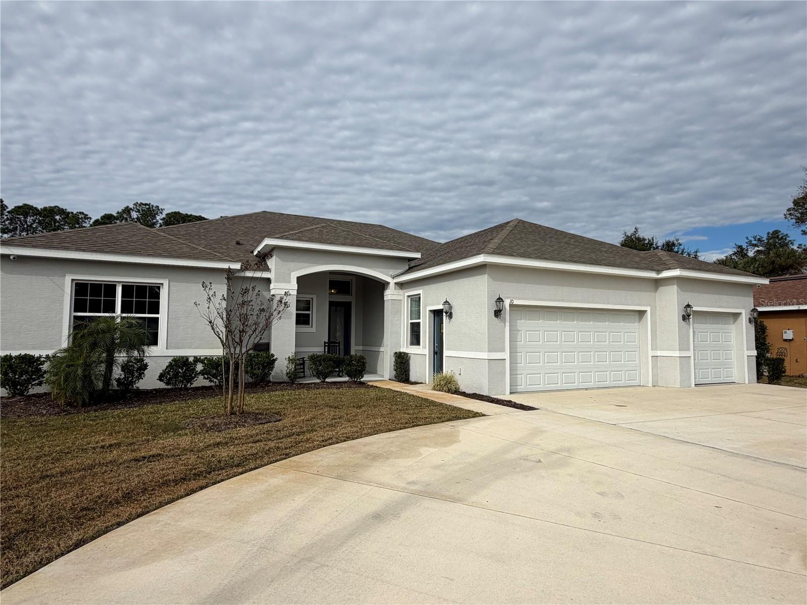10 Point of Woods, Palm Coast, FL 32164